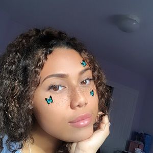 Meet your Posher, Tiffany